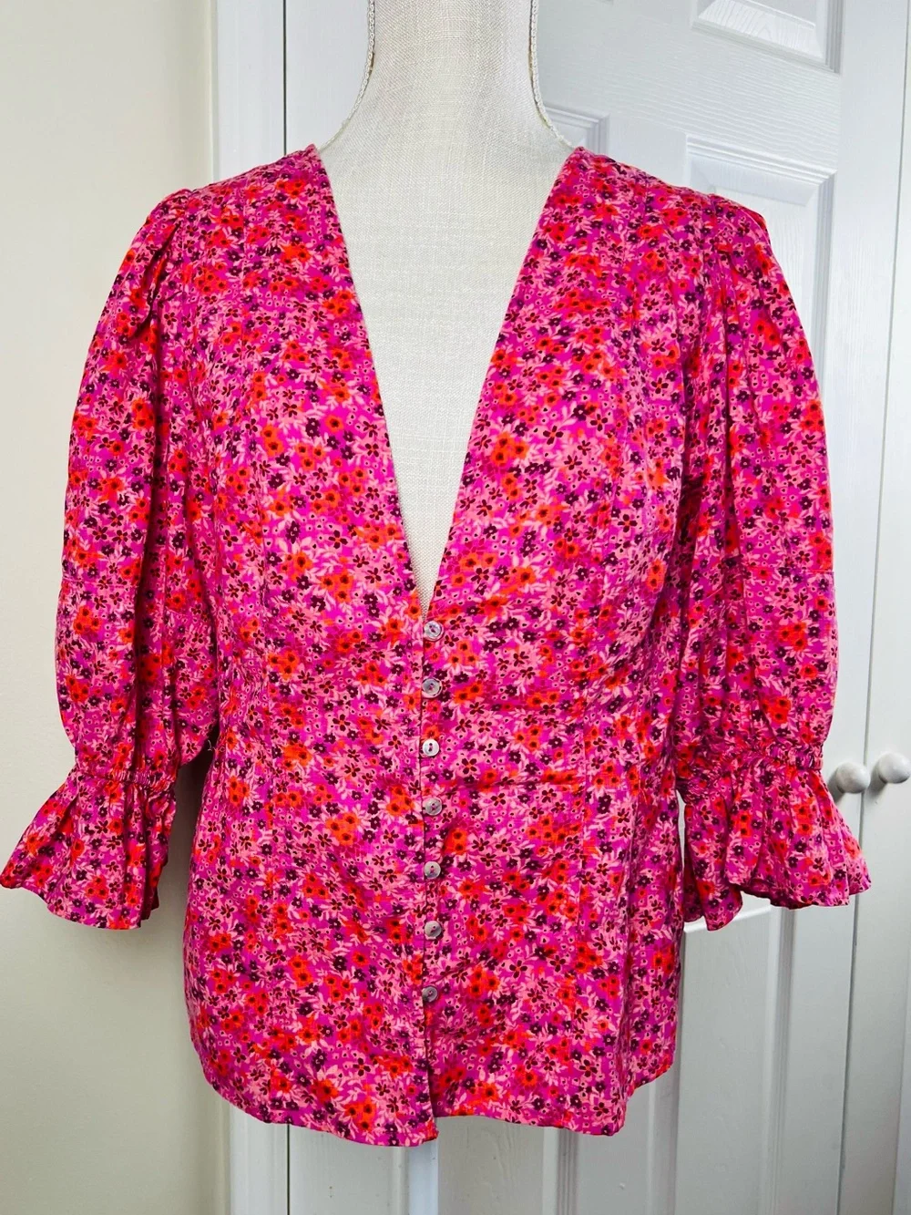 Free People I Found You Pink Floral Blouse L (Fits Smaller)
